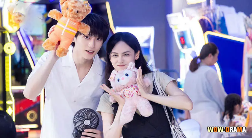 รอยรักบนเครื่องเคลือบ